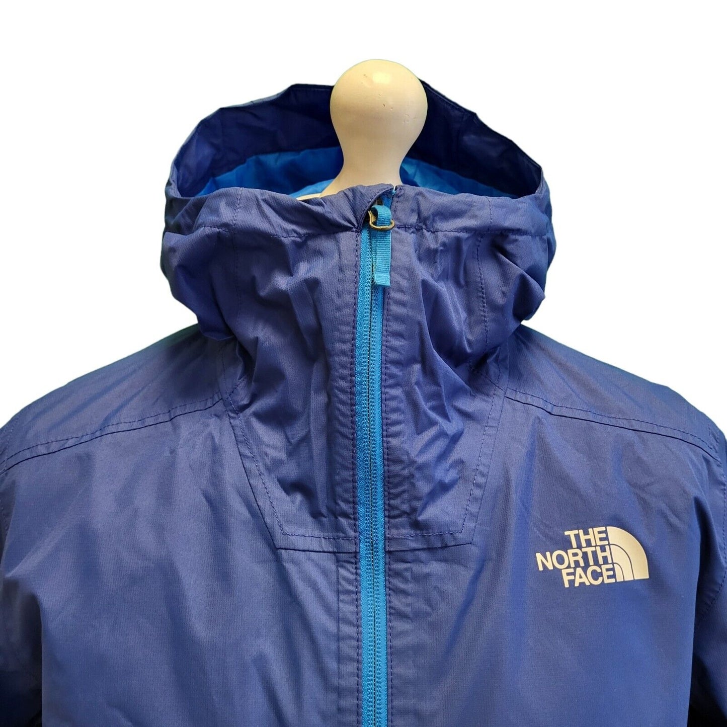The North Face Dyvent Blue Lightweight Hooded Jacket Men's uk M H277