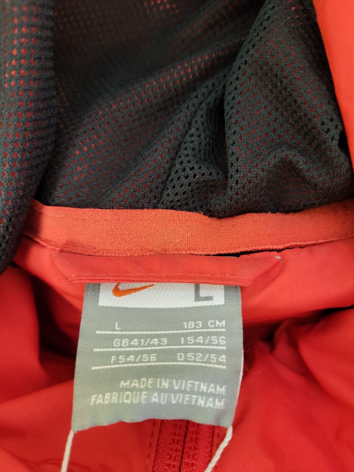 Nike Red Hooded Sports Windbreaker Jacket Men's Uk L Eu 54 G863