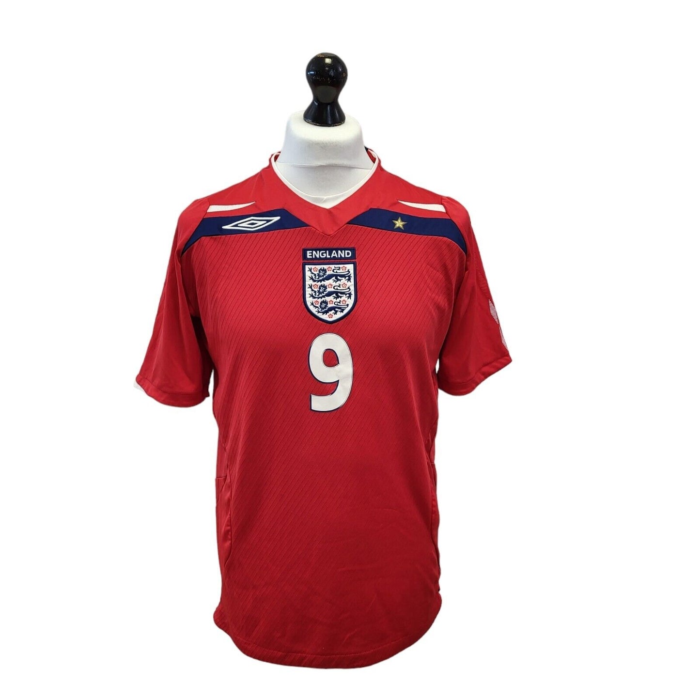 Umbro Away Football Shirt England V-Neck Red Shirt Mens UK M EU 50 G329