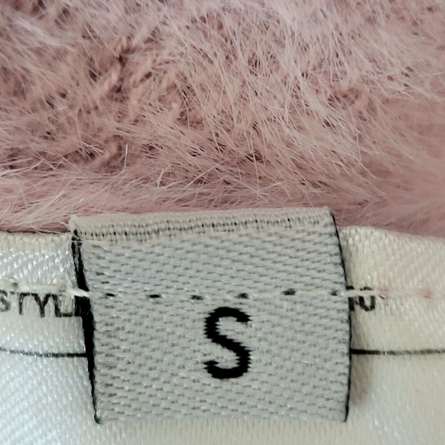 Guess Jumper Soft & Fluffy Pink High Neck Uk Women's Size S G422