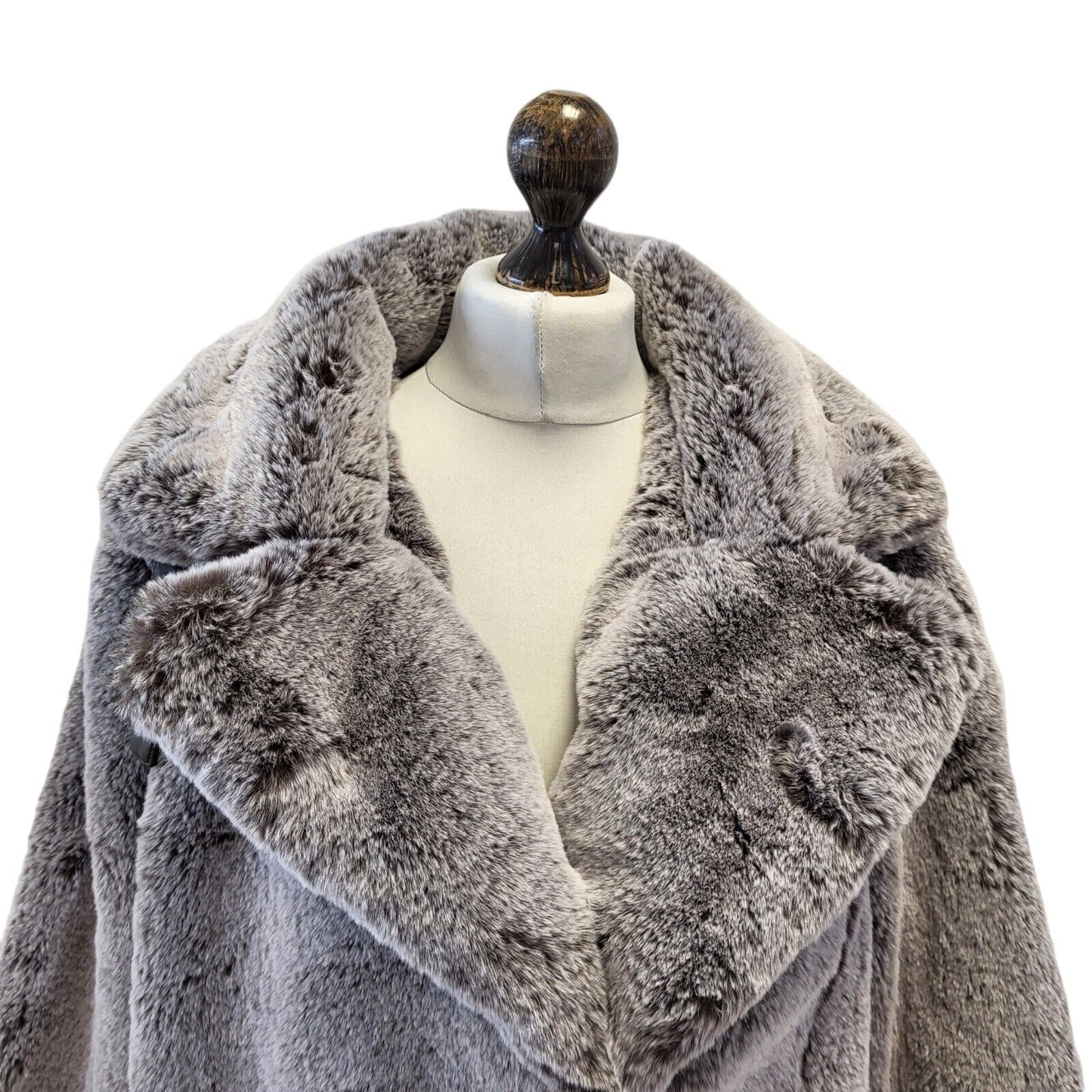 Anthology Faux Fur Grey Full Zip Coat Womens BNWT UK 16 EU 44 G172