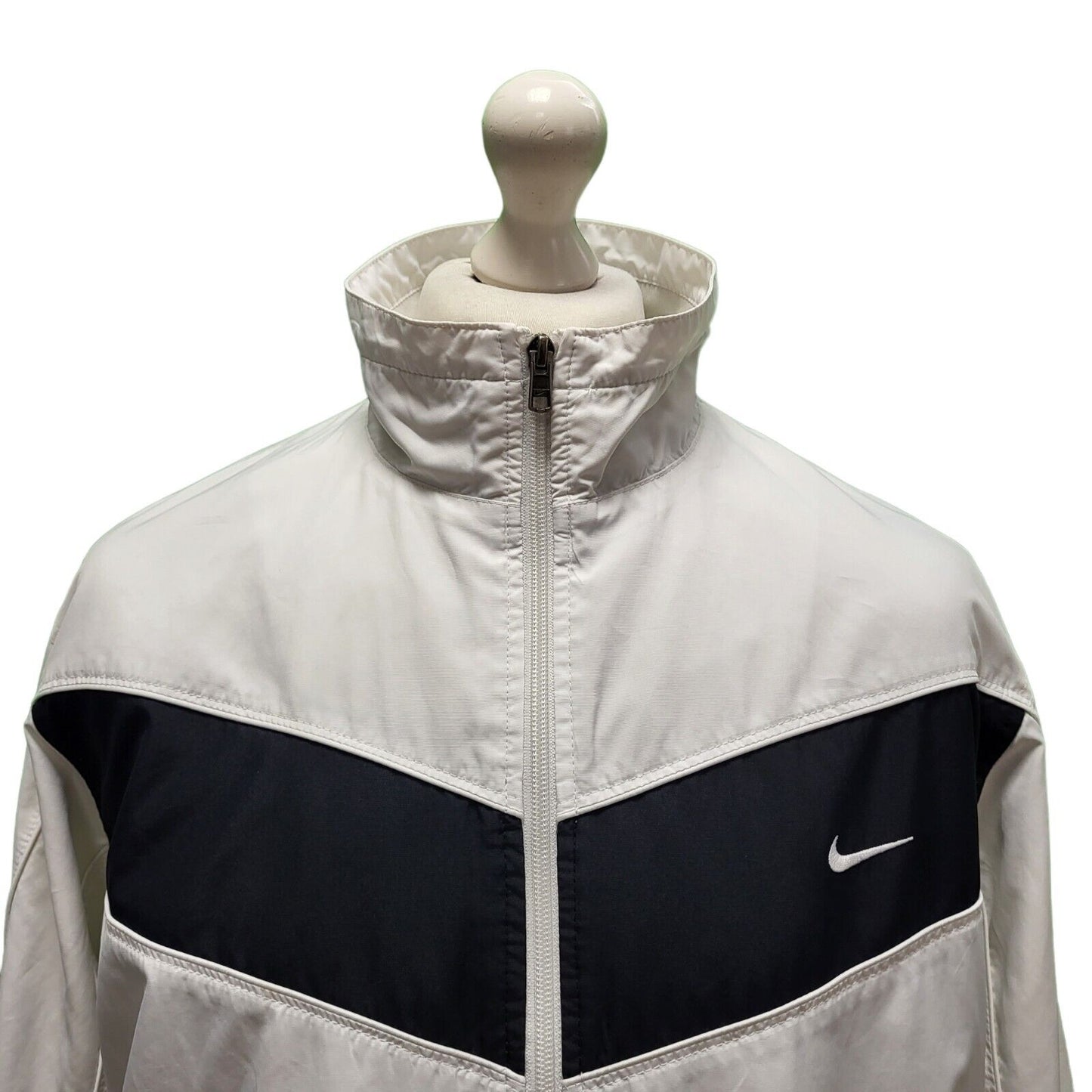 Nike White Black L/Sleeve Sports Lightweight Jacket UK Men's XL H927