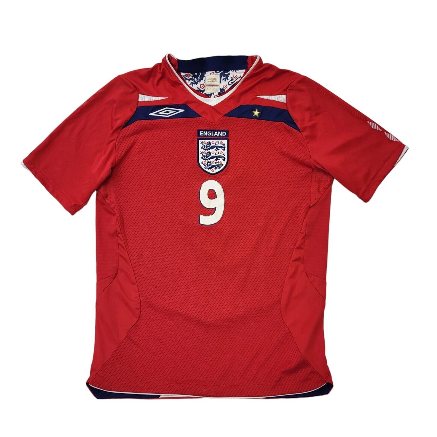 Umbro Away Football Shirt England V-Neck Red Shirt Mens UK M EU 50 G329
