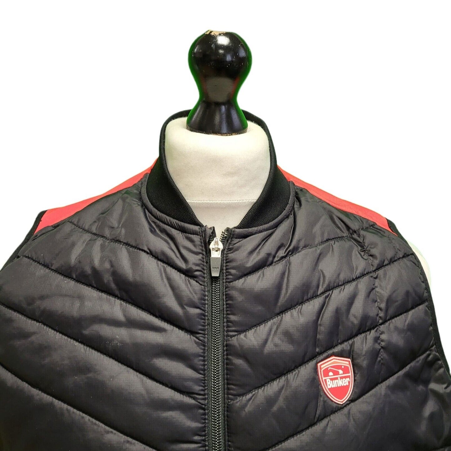 Bunker Mentality Black Red Sleeveless Zipped Body Warmer UK Men's Medium H928