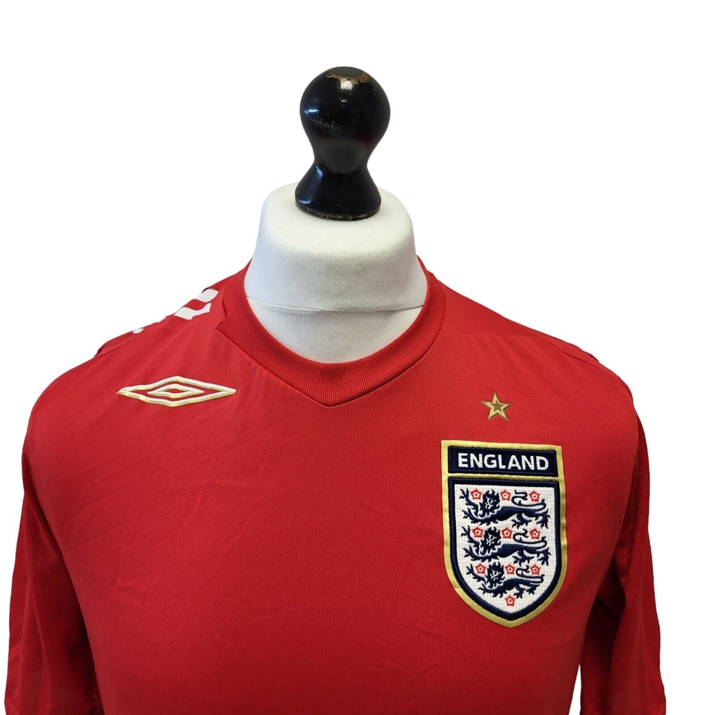 Umbro Home Football Shirt England Mens UK Size S G548